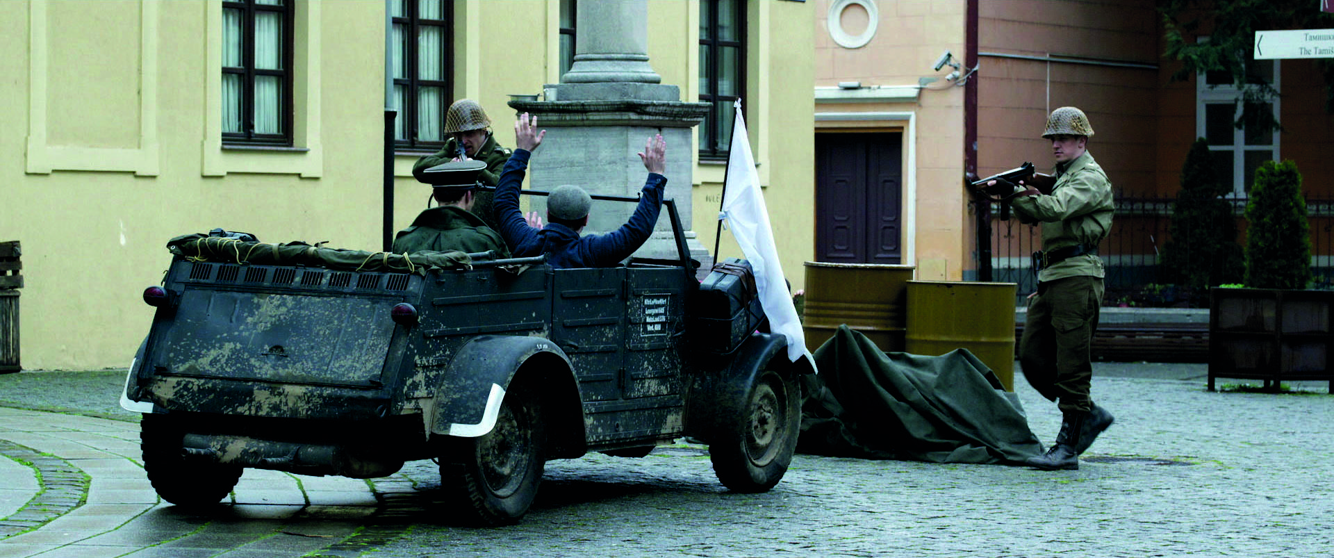 Battle for Castle Itter · Gimnazijski Square
